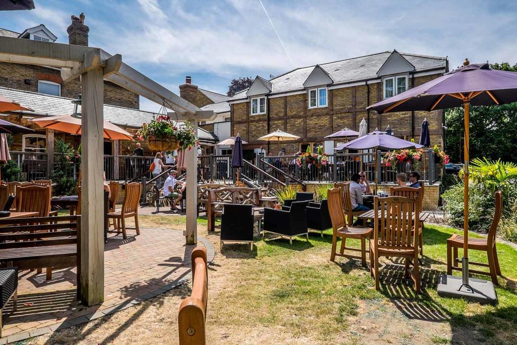 The Foley Hotel Claygate Exterior photo